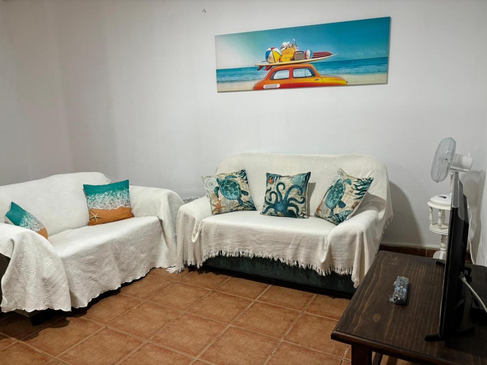 Habitacion Matrimonial En Un Bajo Bano Compartido Areas Compartidas Abades  외부 사진
