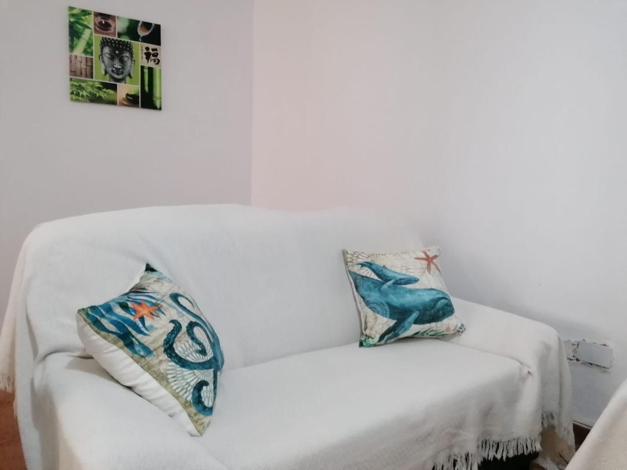 Habitacion Matrimonial En Un Bajo Bano Compartido Areas Compartidas Abades  외부 사진