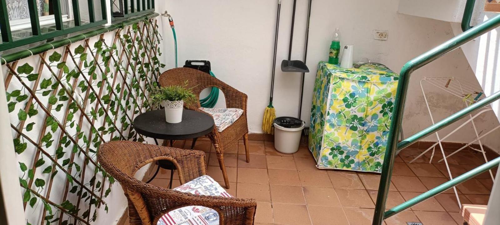 Habitacion Matrimonial En Un Bajo Bano Compartido Areas Compartidas Abades  외부 사진